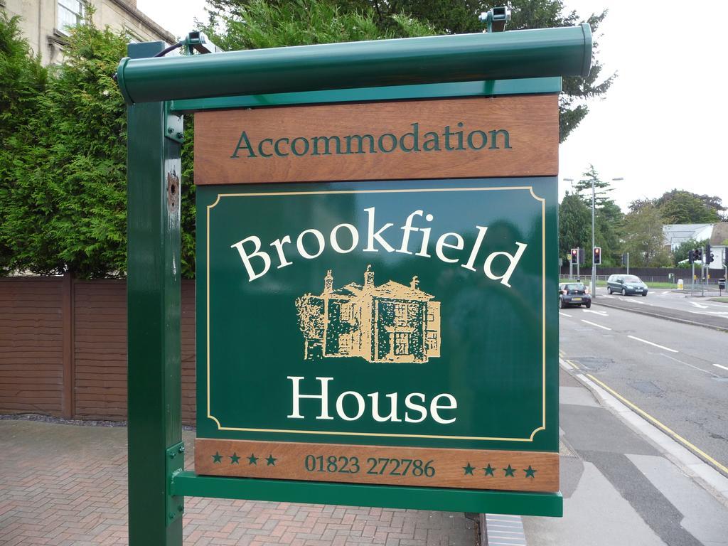 Brookfield House Hotel Taunton Bagian luar foto